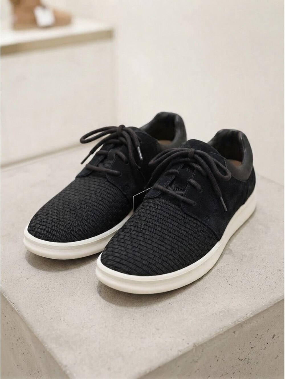 UGG Men Black Woven Suede Treadlite Comfort System Low Sneakers Shoes Size 12